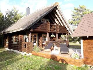 Фото Шале Pähkli Seaside Cottage with Cozy Outdoor Patio г. Randvere